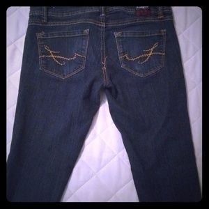 Women's Size 5 Fragile Skinny Jeans